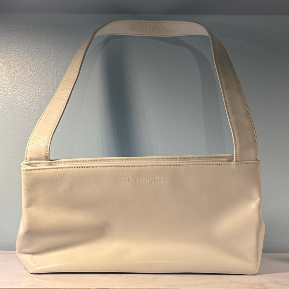 Kenneth Cole White Shoulder Bag